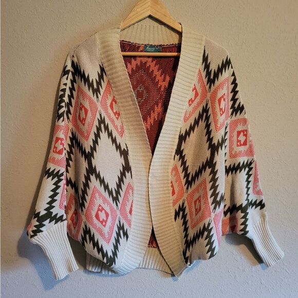 Vintage Flaunt Accessories Aztec Shrug Sweater - Picture 1 of 9